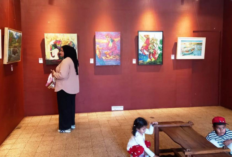 Ekspresikan MBG di Galeri Merah Putih, Karya Aksi Seniman Surabaya (ASSU) Memantik Diskusi