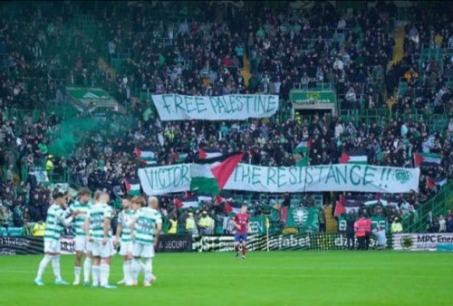 Celtic FC Bentangkan Spanduk dan Kibarkan Bendera 'Bebaskan Palestina'