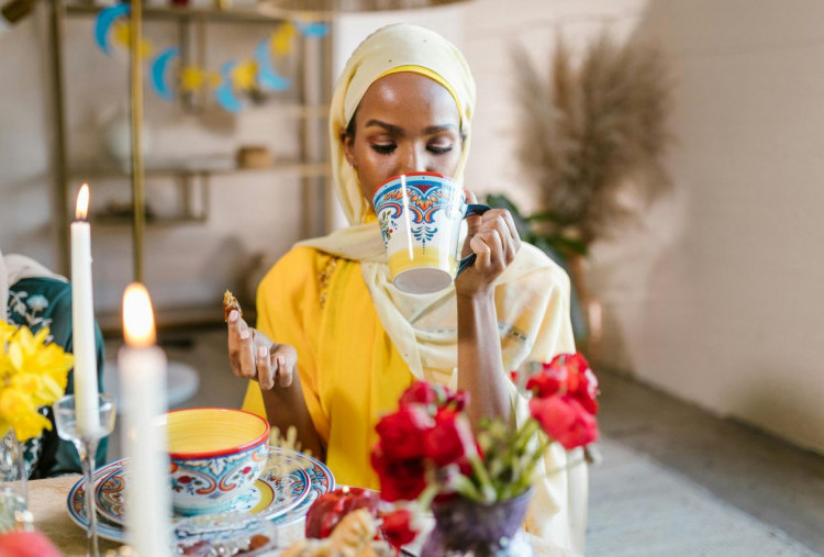 6 Aktivitas Sederhana setelah Sahur Agar Tetap Produktif Saat Puasa