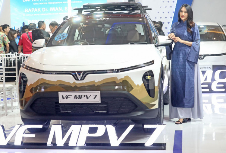VinFast Pamerkan Lini EV Lengkap di GIIAS Surabaya 2026