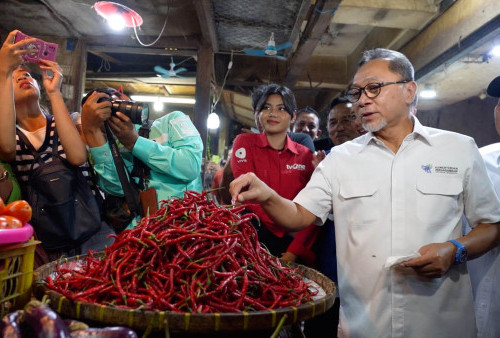 Tinjau Pasar Tambun, Mendag Bersyukur Harga Bapok Sudah Mulai Turun
