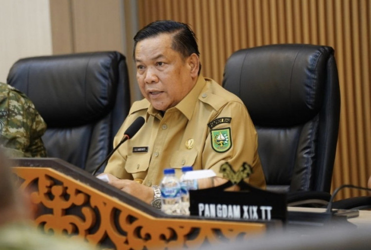 Plt Gubernur SF Hariyanto Minta ASN Riau Berani Tolak Perintah Atasan yang Tabrak Aturan