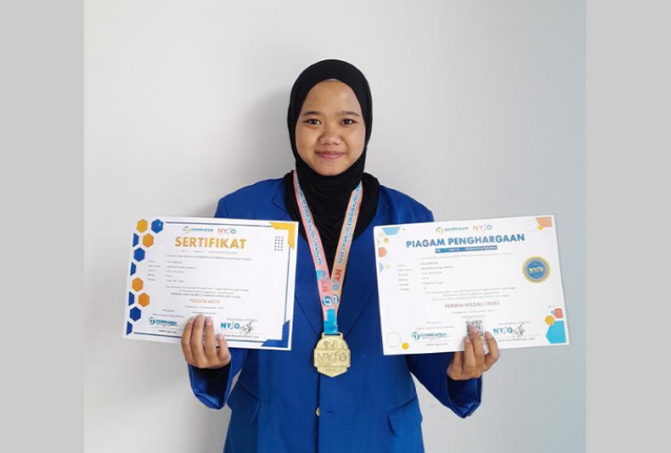 Mahasiswi Ilmu Gizi Universitas Esa Unggul Raih Medali Emas di NYSO 2025