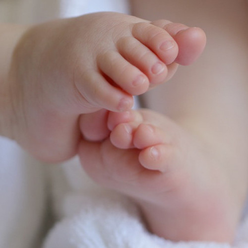 Miris! Pasangan WNI di Malaysia Harus Jual Bayi yang Baru Dilahirkan
