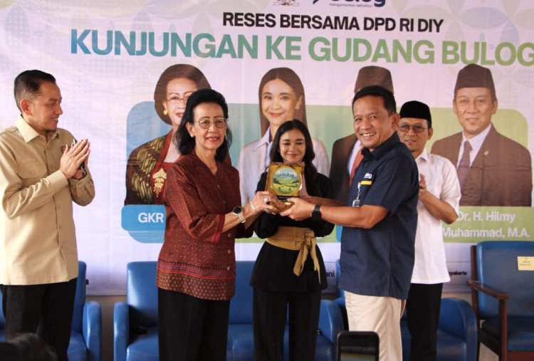 Antisipasi Lonjakan Harga saat Lebaran, DPD RI Cek Kesiapan Cadangan Pangan di Gudang Bulog Yogyakarta