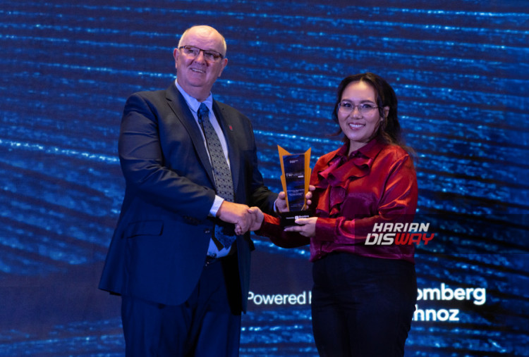 Komitmen Tata Kelola Antar AdaKami Raih Penghargaan Nasional