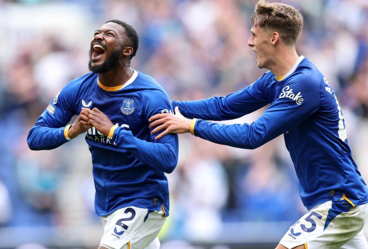 Everton vs Man United 2-2, Maitland-Niles Buyarkan 3 Poin Setan Merah
