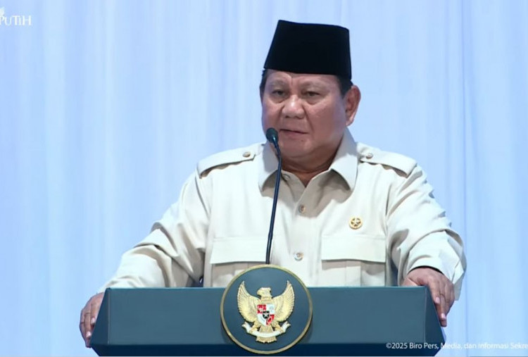Prabowo Resmikan Digitalisasi Pembelajaran di SMPN 4 Bekasi, Serukan Indonesia Cerdas