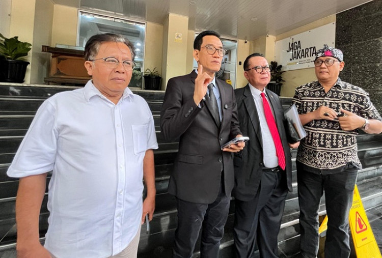 Pemeriksaan Kasus Ijazah Jokowi, Roy Suryo Hadirkan Saksi Fakta ke Polda Metro