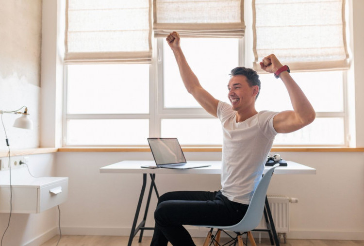 Lebih Sering Duduk Sehari-Hari? Kenali Tanda Bahaya yang Mengintai Kesehatan