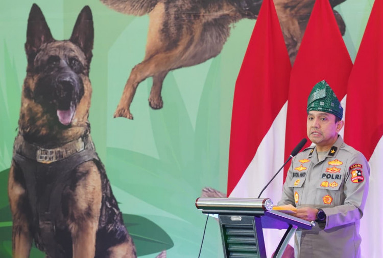 Polri Anugerahkan Medali Kehormatan untuk Reno, Satwa Pelacak K9 Milik Polda Riau
