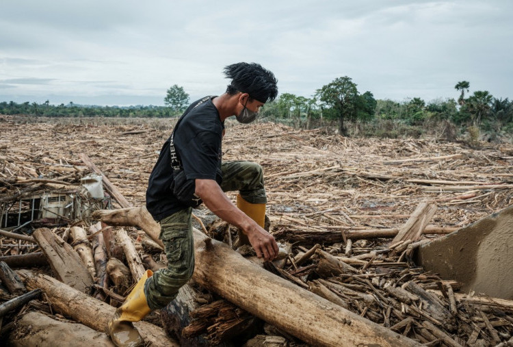 1016 Jiwa Korban Meninggal Dunia akibat Bencana Banjir-Tanah Longsor di Sumatra 