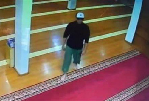 Detik-detik Wajah Imam Masjid Diludahi WNA Australia: Nyaris Mukul dan Berteriak Fuck!
