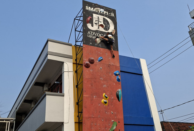 SMPN 26 Surabaya Berjaya di Puncak,  Gianluigi Akmal Juara JD Lead Climbing Cup 2026