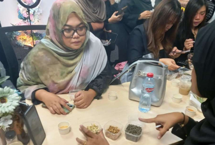 Belajar Meracik Teh Sendiri Bareng Breumory dan Womanblitz, Bisa Pilih Aroma dan Rasa Sesuai Selera