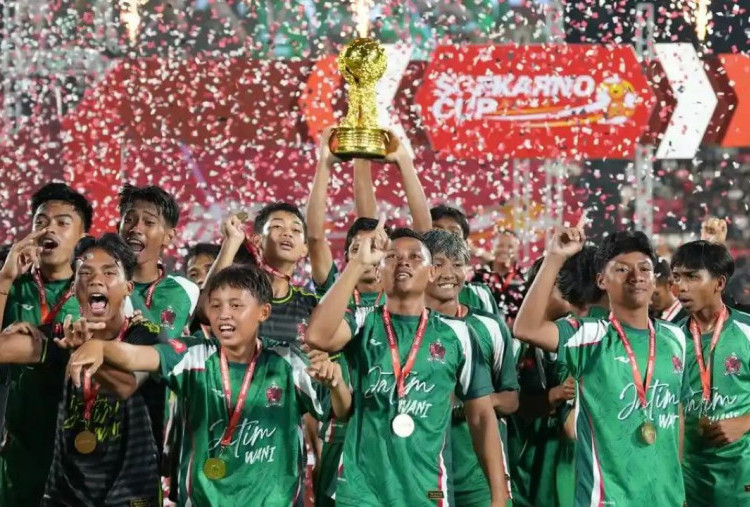 Juarai Soekarno Cup 2025, Banteng Jatim U-17 Kerap Terima Motivasi dari Said Abdullah 