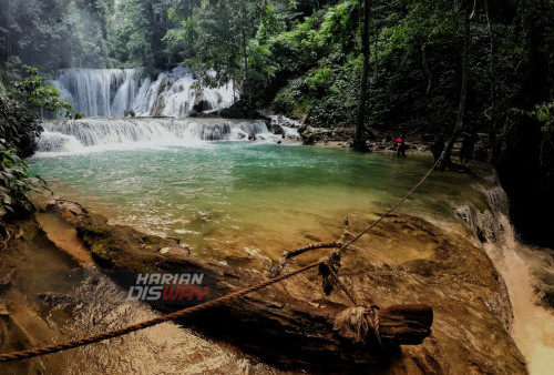 Wisata Alam Air Terjun Piala