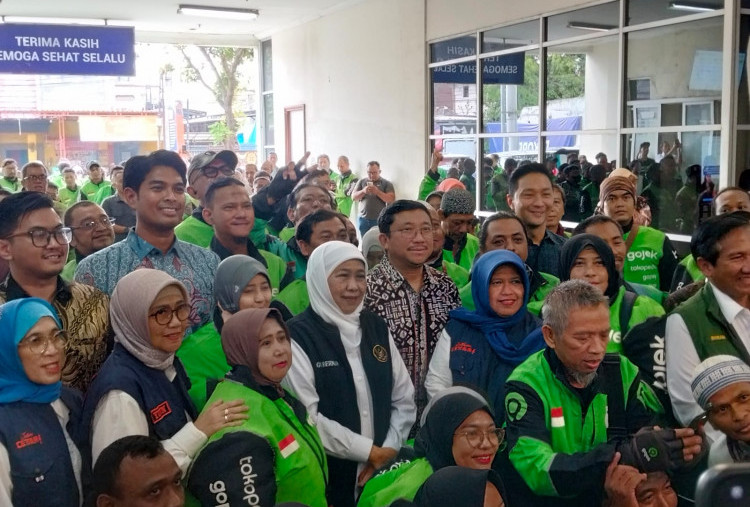 Peduli Driver Ojol, Pemprov Jatim dan Gojek Gelar Cek Kesehatan Gratis untuk 1.000 Mitra