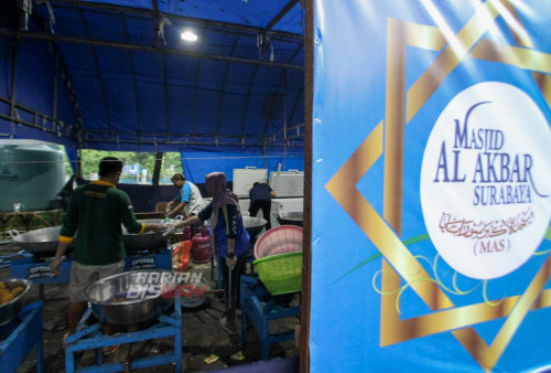 Dapur Umum Ramadhan di Masjid Nasional Al-Akbar Surabaya