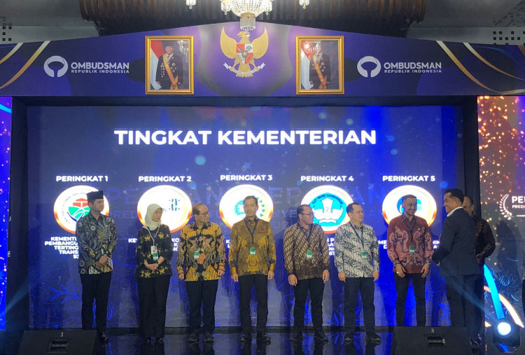 Jumlah Peraih Zona Hijau Meningkat pada Hasil Penilaian Kepatuhan Penyelenggaraan Pelayanan Publik 2024