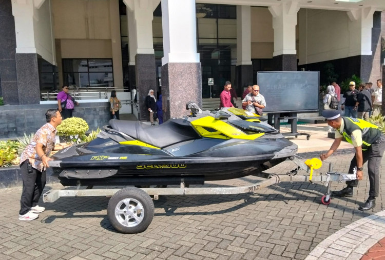 KPK Hibahkan Aset Rampasan Korupsi Rp2,6 Miliar ke Pemprov Jatim, Rumah dan Jetski Siap Dimanfaatkan