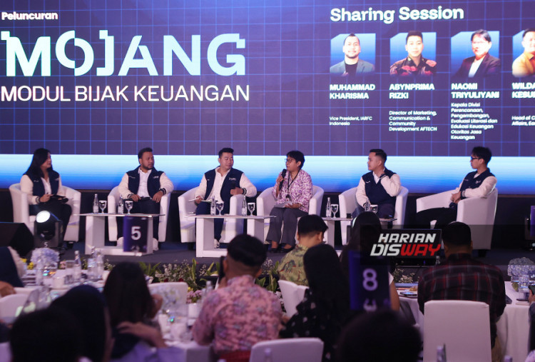 Data Survei Nasional Literasi dan Inklusi Keuangan OJK 2025 menunjukkan tingkat inklusi keuangan telah mencapai 80,51%, melampaui literasi yang berada di angka 65,43%. Kondisi ini menandakan akses layanan keuangan tumbuh lebih cepat dibanding pemahaman masyarakat, sehingga edukasi pengelolaan keuangan, utang sehat, dan reputasi kredit menjadi semakin penting.