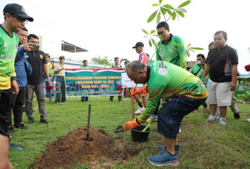 Pj Bupati Apriyadi Bareng OPD Muba Tanam Seribu Pohon