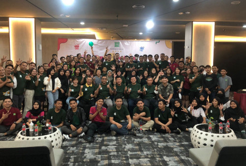 Perayaan Delapan Tahun Hotel ibis Styles Surabaya Jemursari