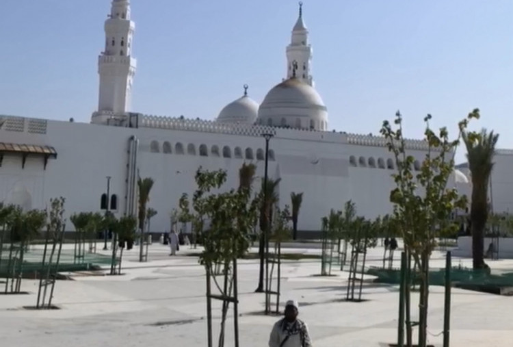 Masjid Qiblatain, Sejarah Perubahan Arah Kiblat di Madinah