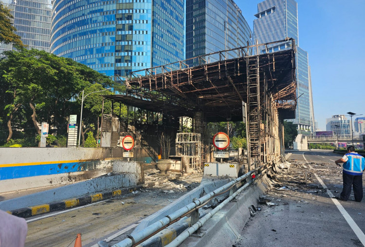 Imbas Demo, Jalan Tol Dalam Kota Jakarta Masih Belum Berfungsi Optimal