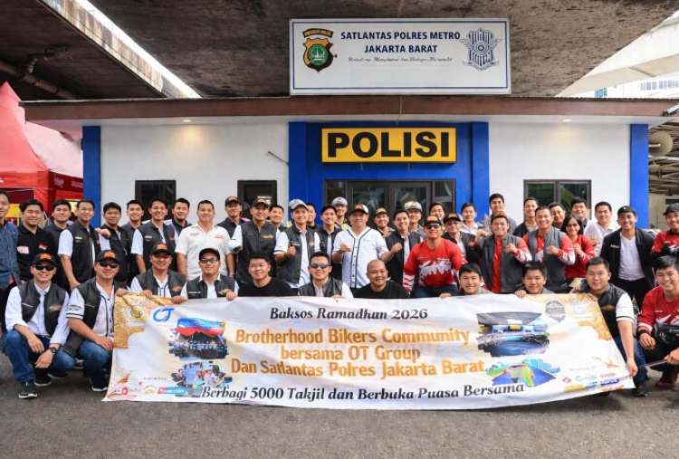 Berbagi saat Ramadan, 5 Ribu Takjil Disebar di Simpul Strategis Jakarta Barat