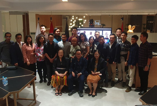 Cetak Advokat Muda Profesional, Kontribusi FH-UPH Surabaya untuk Bangsa