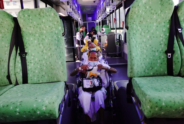 Bus Sholawat Jadi Andalan Mobilitas Jamaah Haji Indonesia di Makkah, Siap 24 Jam Antar ke Masjidil Haram