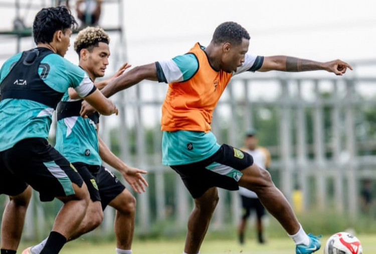 Susunan Pemain Persebaya vs Borneo FC, Diego Mauricio Geser Perovic