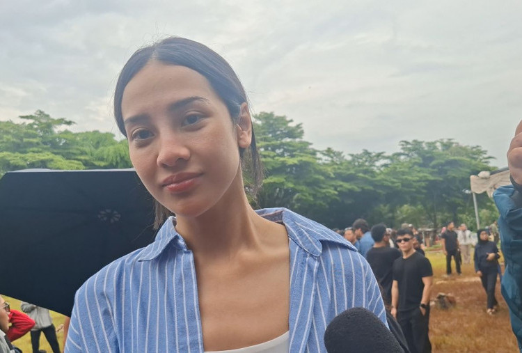 Vidi Aldiano Meninggal Dunia, Anya Geraldine Alami Kejadian Tak Terduga di Pesawat