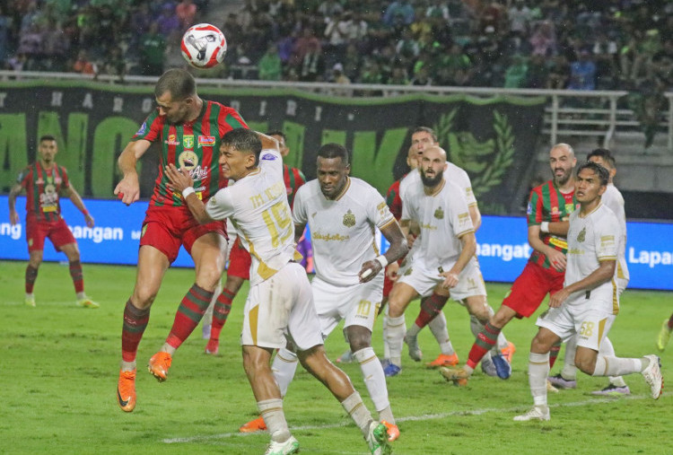 Bernardo Tavares Evaluasi Kelemahan Persebaya Jelang Lawan Persijap, Fokus Finishing!