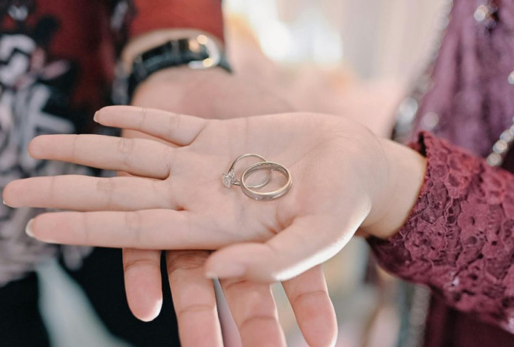 Tepis Tren Marriage is Scary, Tahapan Menjemput Pasangan Pernikahan Sesuai Tuntunan Islam