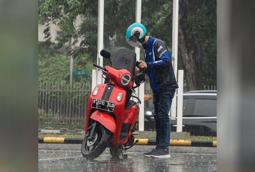 7 Perawatan Ringan Sepeda Motor Musim Hujan, Kendaraan Prima Perjalanan Lancar