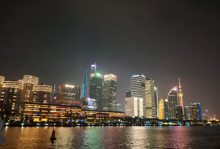 Harian Disway di China International Press Communication Center (CIPCC) (93): Shanghai, Sebuah Kota untuk Warga