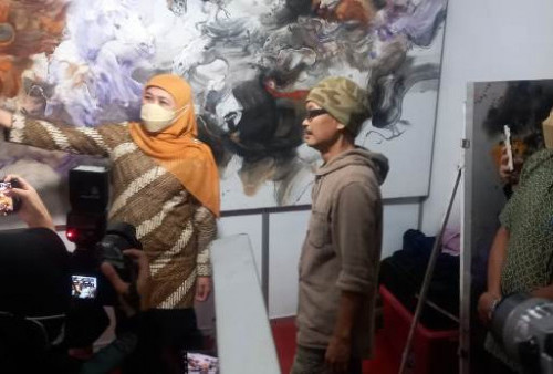 Lukisan SBY Dipamerkan  di Pasar Seni Lukis di Surabaya