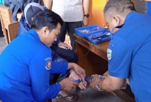 Petugas Damkar Kota Banjar Sudah Lepas 14 Cincin yang Macet di Jari Warga