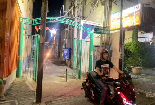 Densus 88 Gerebek Rumah Terduga Teroris di Kalimas Madya III Surabaya