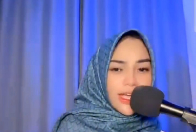 Video Mira Ulfa Tuai Kontroversi Netizen, Bacakan Al-Qur'an Dengan Diiringi Musik