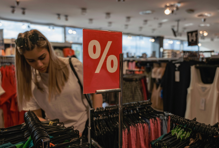 Daftar Promo dan Diskon Akhir Tahun 2025: Makanan Minuman hingga Tiket Transportasi