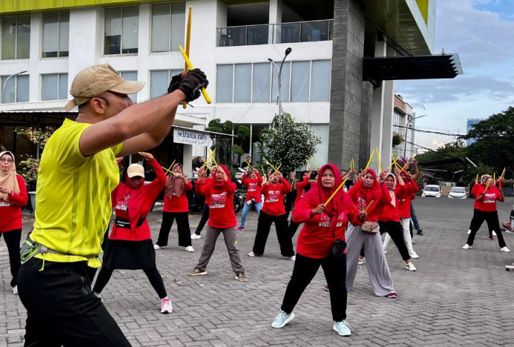 Gebyar Bazar UMKM hingga Stickrobic Workout Semarakkan Peringatan Hari Jadi Kota Surabaya (HJKS) ke-733 