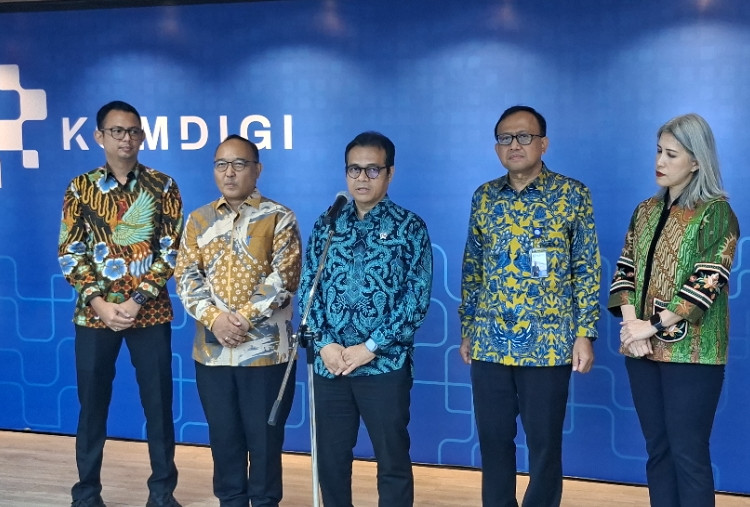 Regulasi AI Nasional Segera Rampung, Komdigi Targetkan Perpres Disahkan 2025