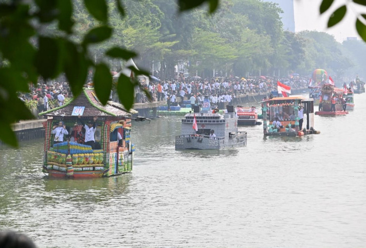 43 Perahu dari Barang Bekas Karya Pasukan Oranye Meriahkan Festival Cilung di Danau Sunter