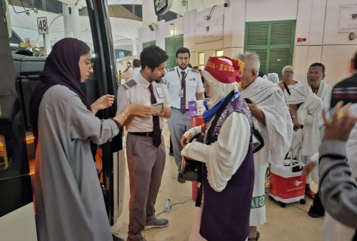 Keberangkatan Jemaah Haji Gelombang Kedua Dimulai, 16 Kloter Jemaah Haji Indonesia Tiba di Jeddah Hari ini