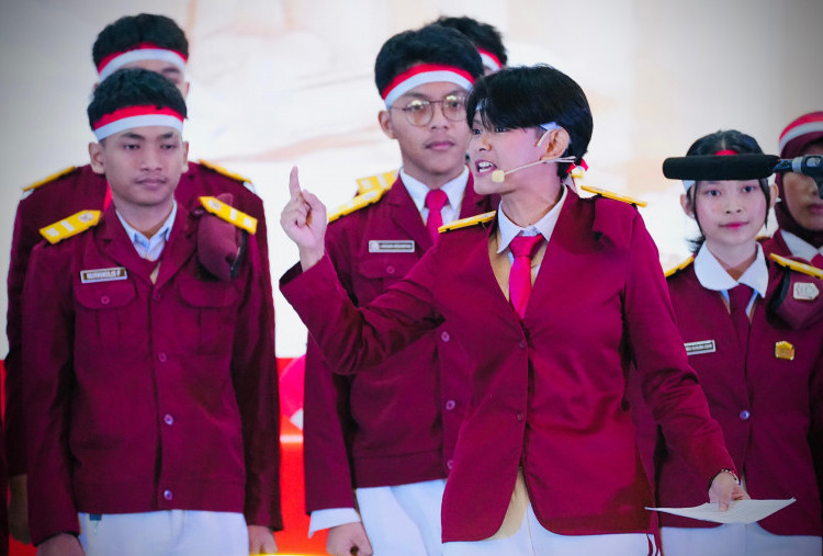 'Kamipun Ingin Merdeka', Puisi Anak Sekolah Rakyat saat Tampil di Kemensos