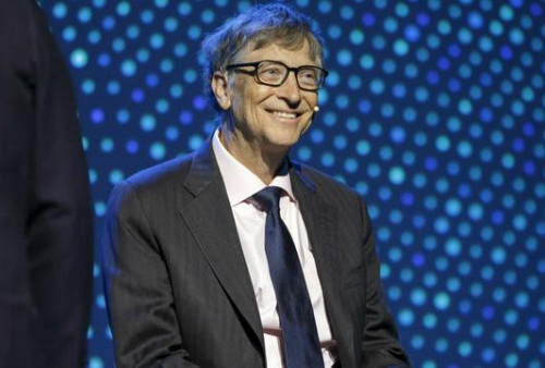 Sesi Ask Me Anything, Bill Gates Pakai HP Apa?